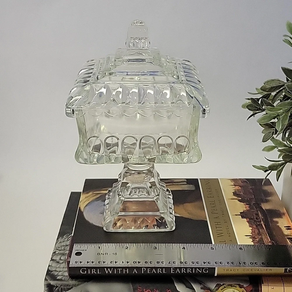 Vintage Smith Glass "wedding box" covered candy dish - Picture 6 of 6